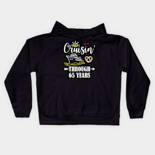 Cruising Through 65 Years Family 65th Anniversary Cruise Couple Kids Hoodie